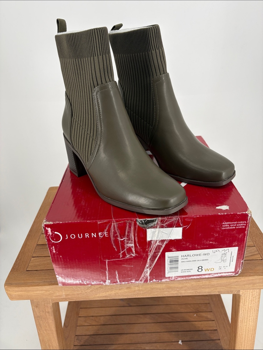 New Journee Collection Olive Knit-Shaft Block Heel Ankle Boots size 8WD